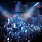32235-clubbing