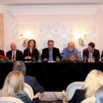 anaptixi stin praxi