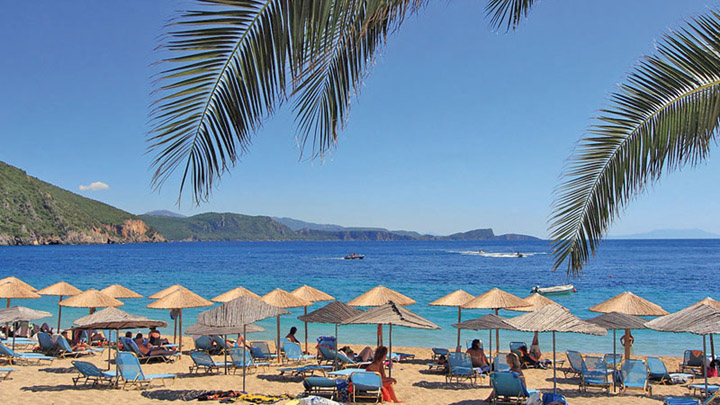 paralia touristes