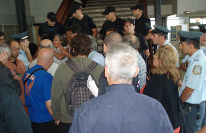 http://www.corfupress.com/v3/images/2014a/entasi_aerodromio.jpg