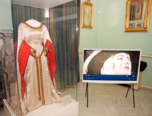 ΦΩΤΟ ΕΚΘΕΣΗ ΜΑΡΙΑ ΚΑΛΛΑΣ.-ΑΧΙΛΛΕΙΟ ΜΟΥΣΕΙΟ 2