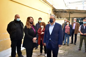 20-11-21–Koutsoubas_fylakes_3